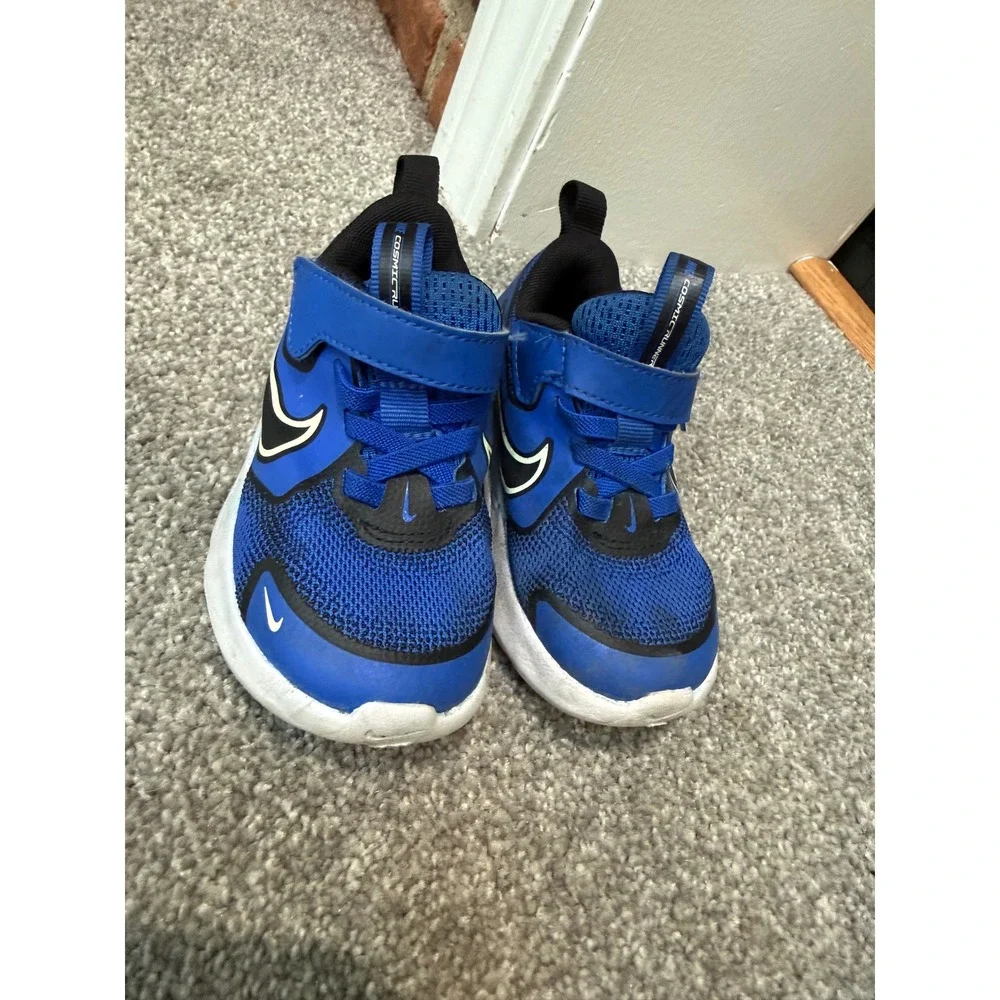 Nike Cosmic Runner Toddler Shoes Blue Black Sneakers Size 7C